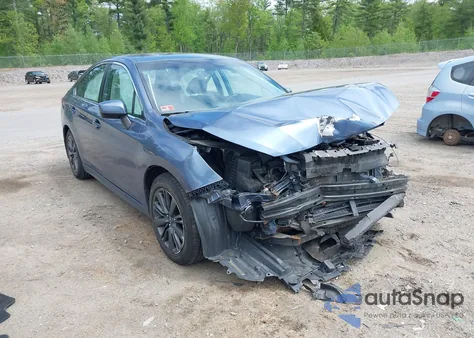 2015 Subaru Legacy 2.5I Premium из США, поврежденный, VIN 4S3BNBD6XF3040274